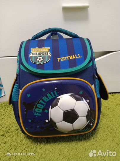 Школьный рюкзак