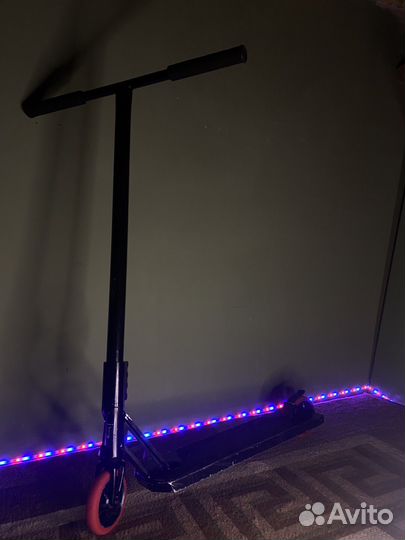 Трюковой самокат