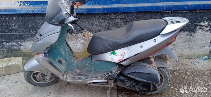 Aprilia Leonardo 250
