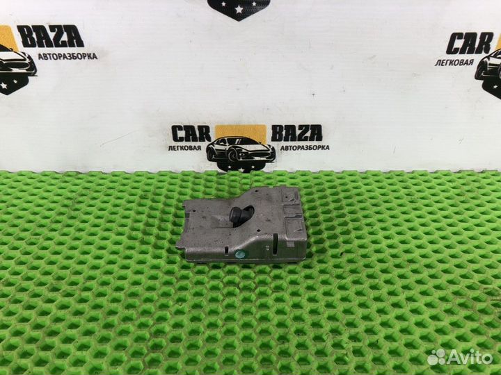 Камера переднего обзора Mazda 6