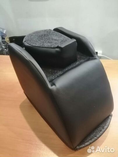 Подлокотник 