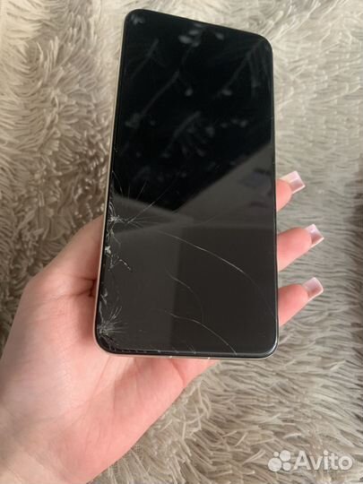 Телефон honor 20 pro
