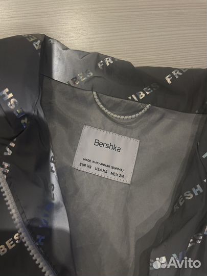 Ветровка bershka