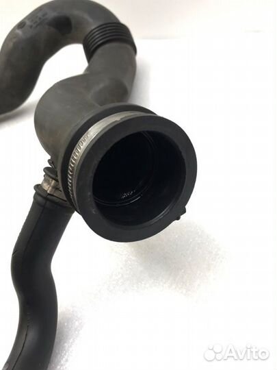 Патрубок воздушного фильтра Land Rover Discovery 3