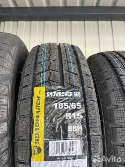Roadmarch Snowrover 868 185/65 R15