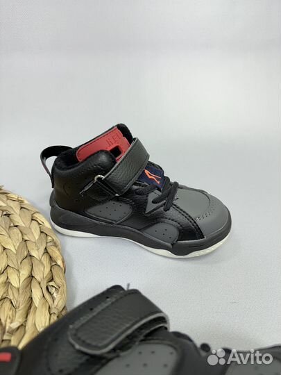 Ботинки демисезон(для мальчика),новые,р.26
