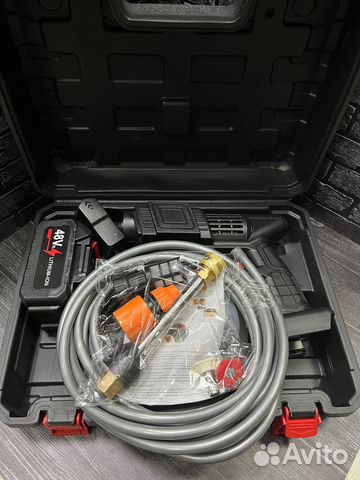 Портативная мойка высокого давления