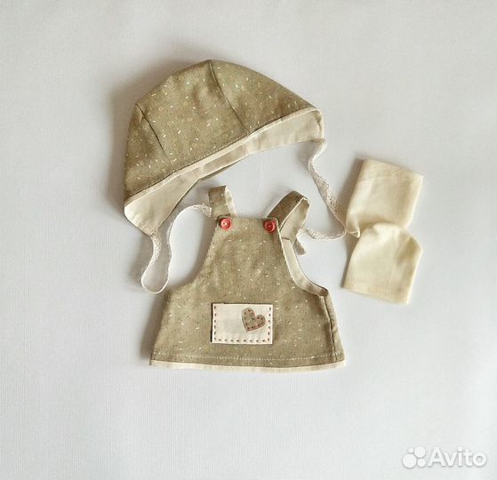 Набор одежды (Сарафан, чепчик, носочки)