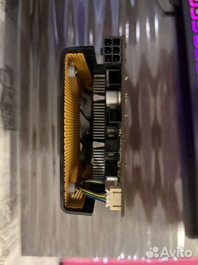 Видеокарта Zotac GTX 550Ti