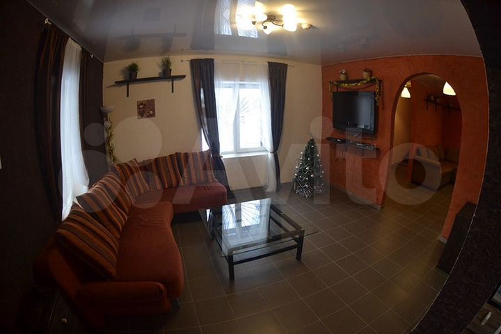 Коттедж 300 м² на участке 20 сот.