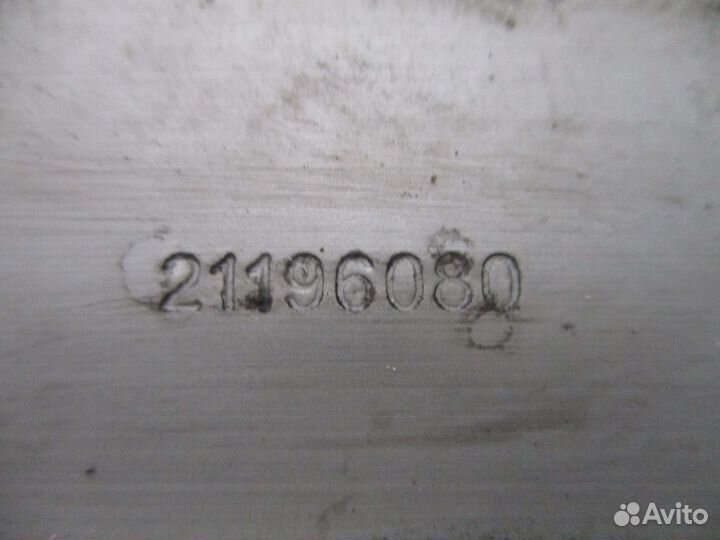 Кронштейн бака мочевины Volvo 21196080