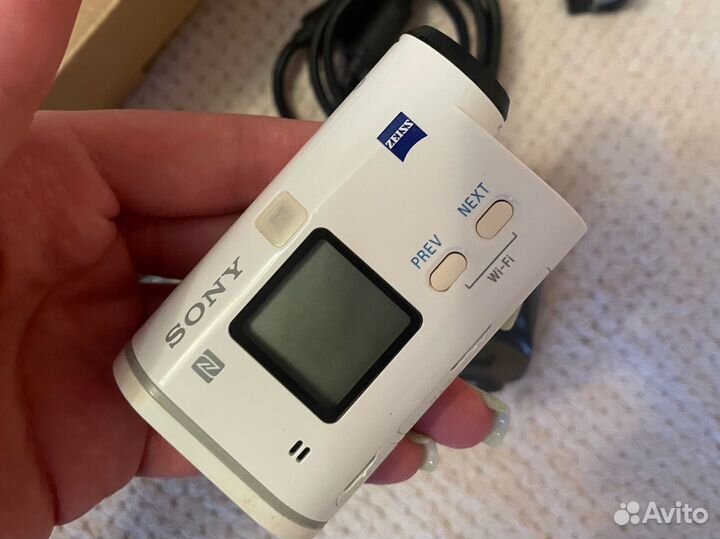 Экшн камера sony HDR-AS200V