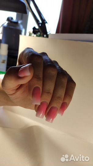 Наращивание ногтей