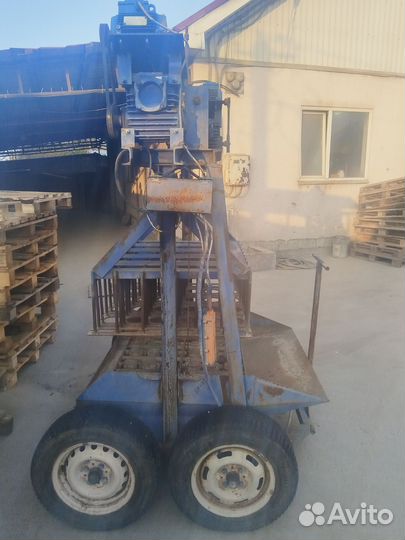 Станок для изготовления блоков