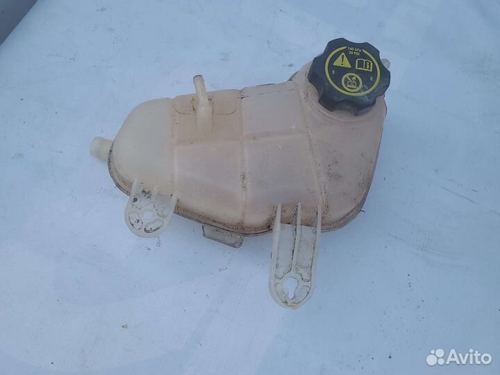 Расширительный бачок chevrolet aveo t 300