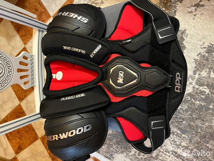 Нагрудник sherwood sr