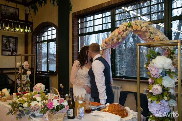 Свадебная арка, оформление стола, свадебный декор