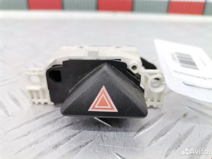 Кнопка аварийной сигнализации Ford Focus 2000