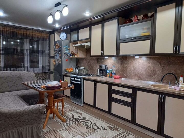 3-к. квартира, 88 м², 9/10 эт.