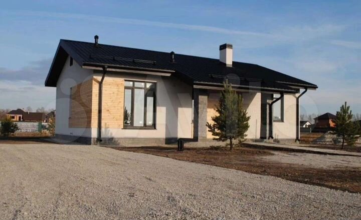 Дом 95,6 м² на участке 6,5 сот.