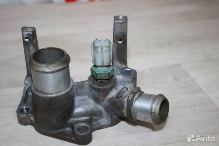 Флянец охлаждения Ford Focus 2