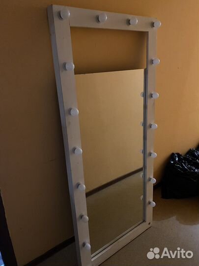 Гримерное зеркало с лампочками бу