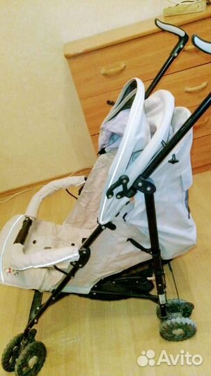 Коляска -трость