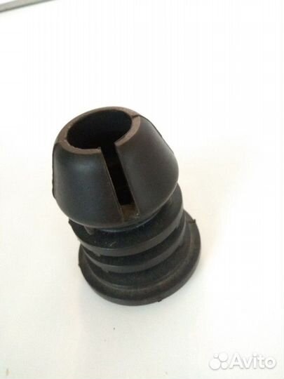 Отбойник Ауди 80, новый