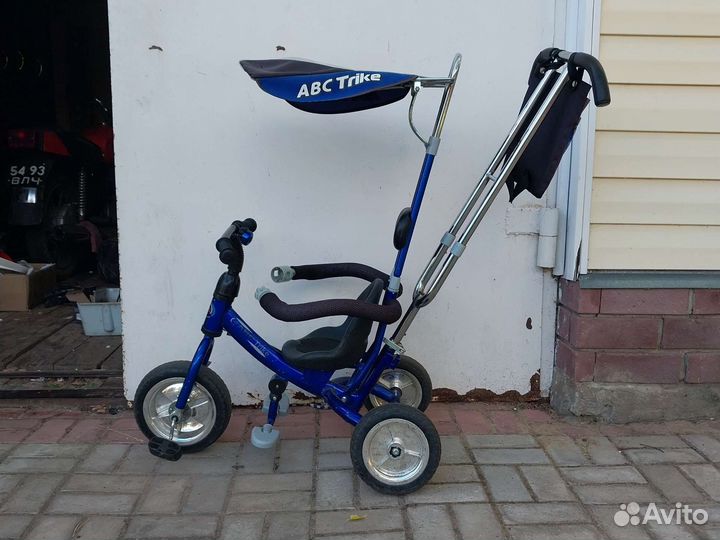Детский трехколесный велосипед