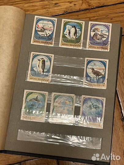 Альбом с почтовыми марками