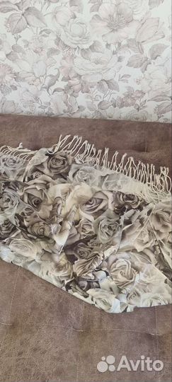 Шарфы и палантины