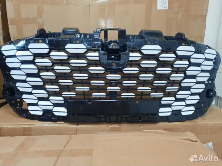 Решетка радиатора Changan UNI-K новая