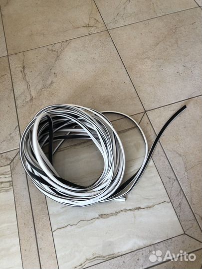 Уплотнитель для двери