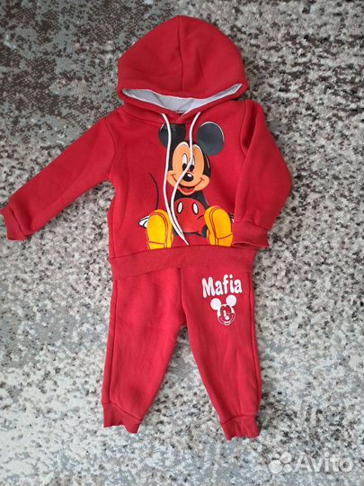 Спортивный костюм