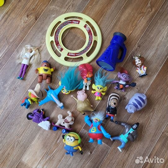 Игрушки из Макдональдс и Бургер Кинг пакетом