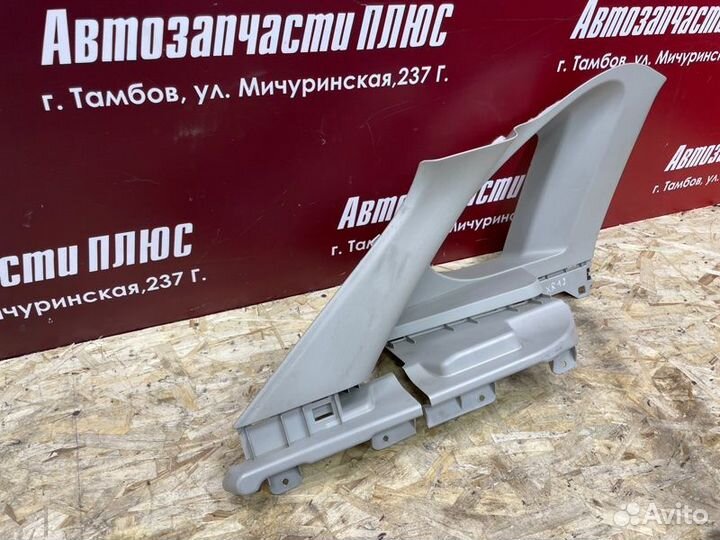 Обшивка стойки задняя левая LADA X-Ray