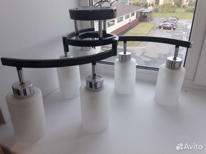 Люстра потолочная бу