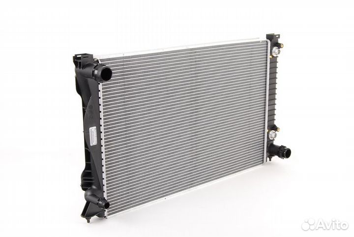 Новый радиатор Audi A6 C6