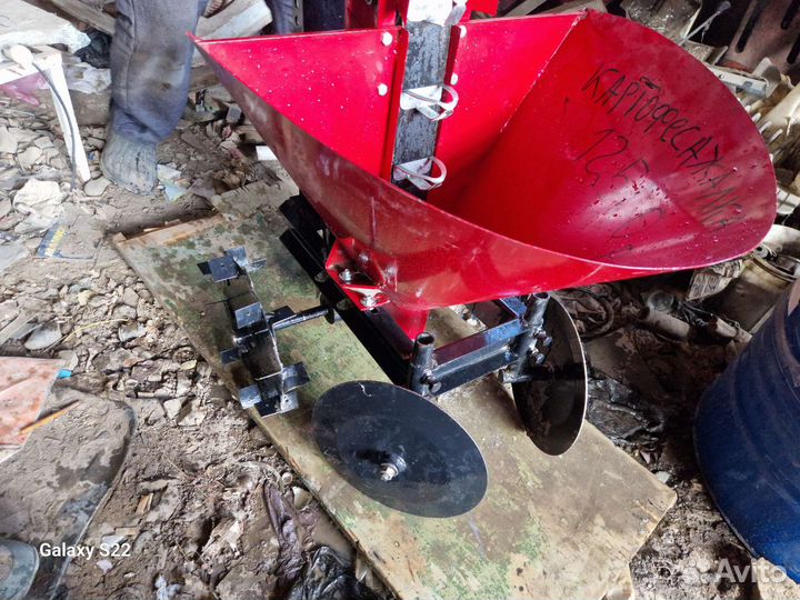 Картофельсажалка