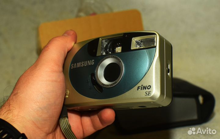 Пленочный фотоаппарат Samsung Fino SE