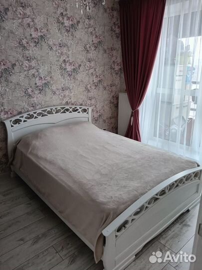 Кровать двухспальная с матрасом бу 140 200