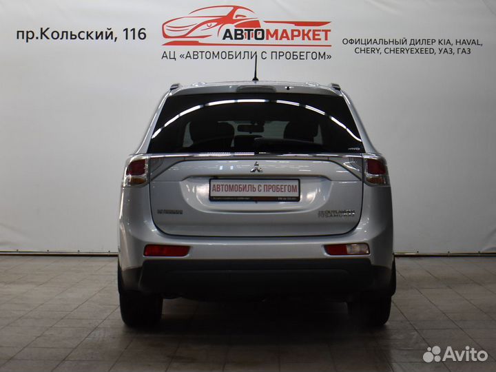 Mitsubishi Outlander 2.4 CVT, 2013, 64 685 км