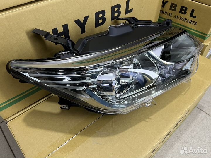 Фара правая Camry v55 2017 Led Аналог