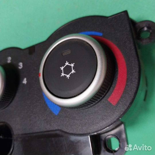 Блок управления печкой Datsun