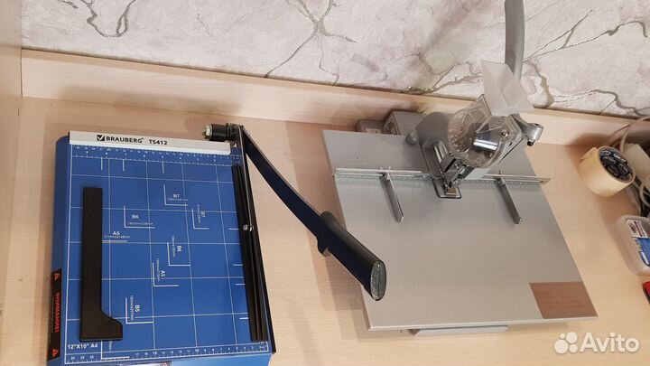 Оборудование (визитки, календари)