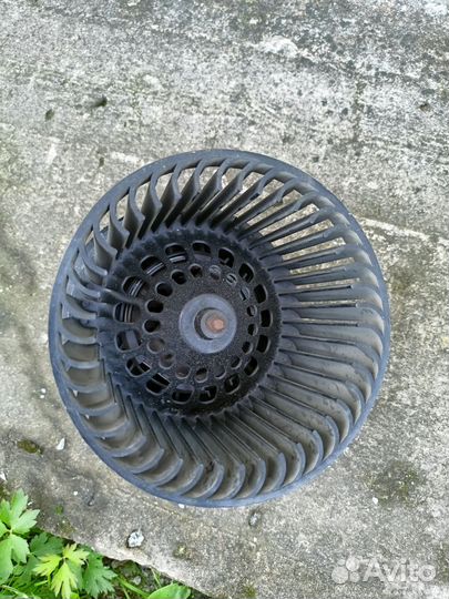 Моторчик печки peugeot 308