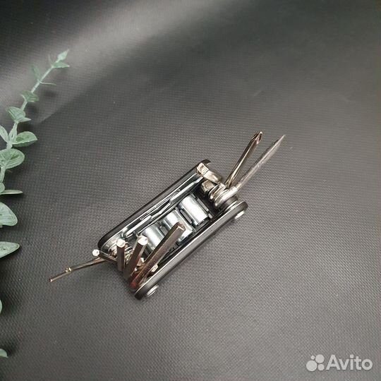 Компактный набор для ремонта велосипеда / нов