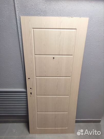 Дверь входная - (внутренняя обшивка)