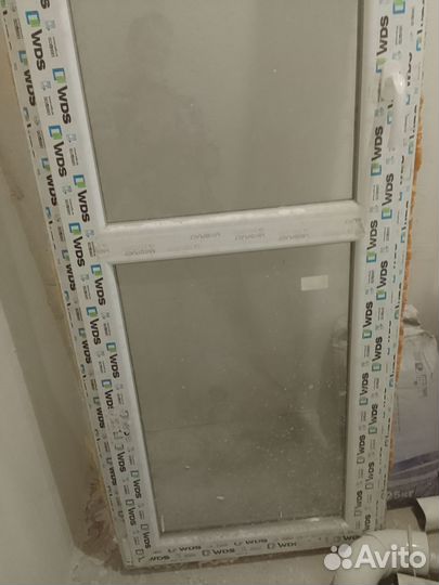 Балконная дверь с окном