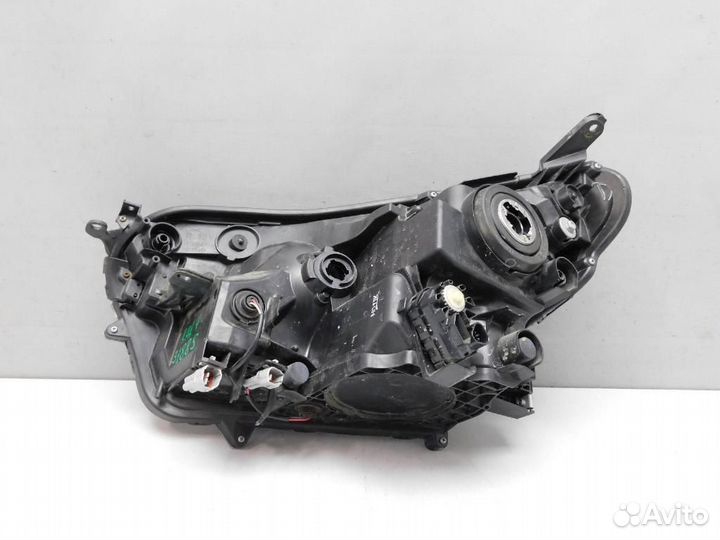 Фара правая Toyota RAV4